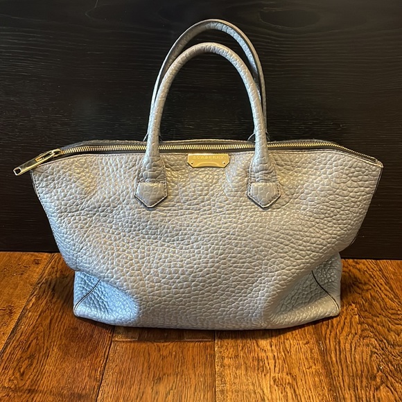 Authentic Burberry Pebbled Leather Tote - Dewsbury - Picture 3 of 16
